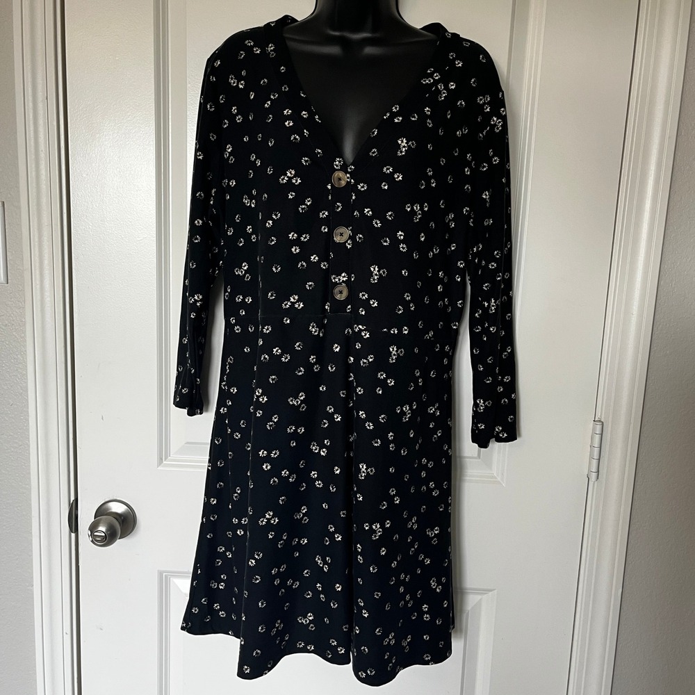 Womens Arizona XXL Black Floral V-Neck Long Sleeve Dress - Picture 4 of 8